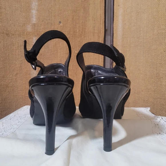 Black LifeStride Suede Peep Toe Slingback Heels with Adjustable Strap Size 9 - Picture 3 of 7